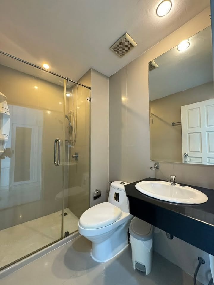 AD Hyatt Condominium 1BR Condo Wongamat