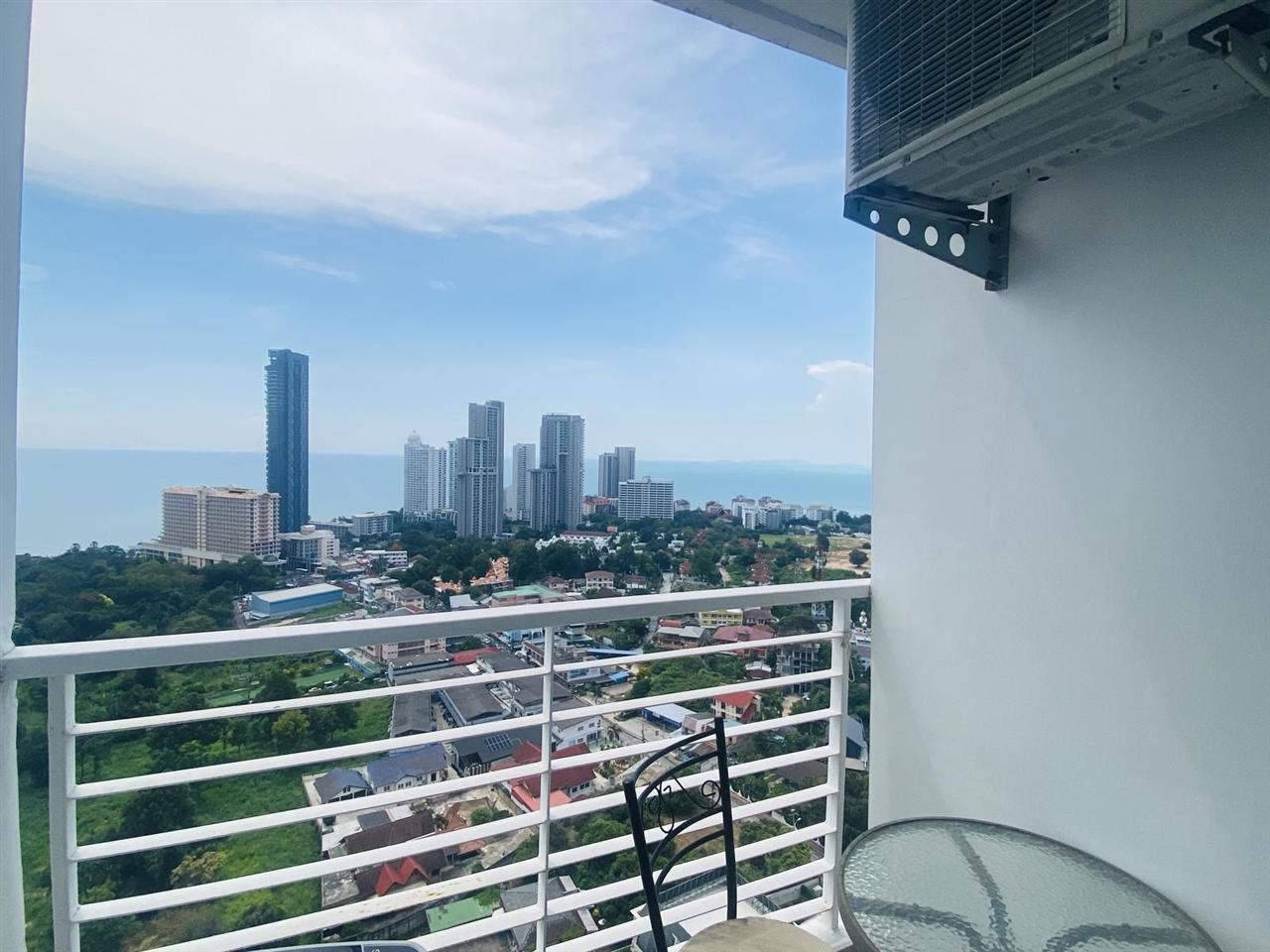 AD Hyatt Condominium Studio Sea view, 29th Floor