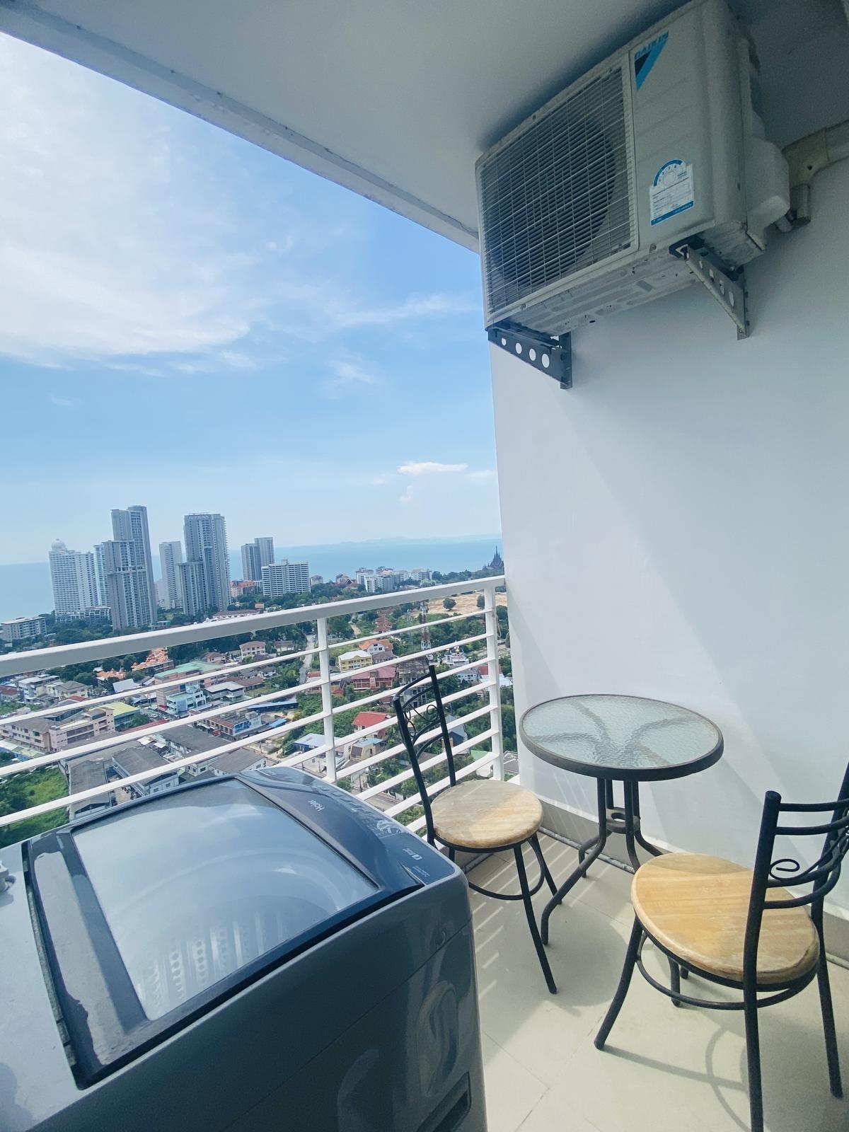 AD Hyatt Condominium Studio Sea view, 29th Floor