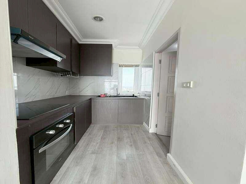 AD Hyatt Condominium 1BR, 20th Floor