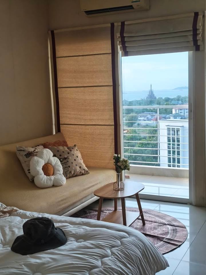 AD Hyatt Condominium Studio Sea view, 12th Floor