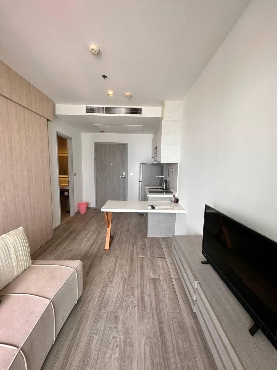 Aeras 1BR Sea view, 15th Floor