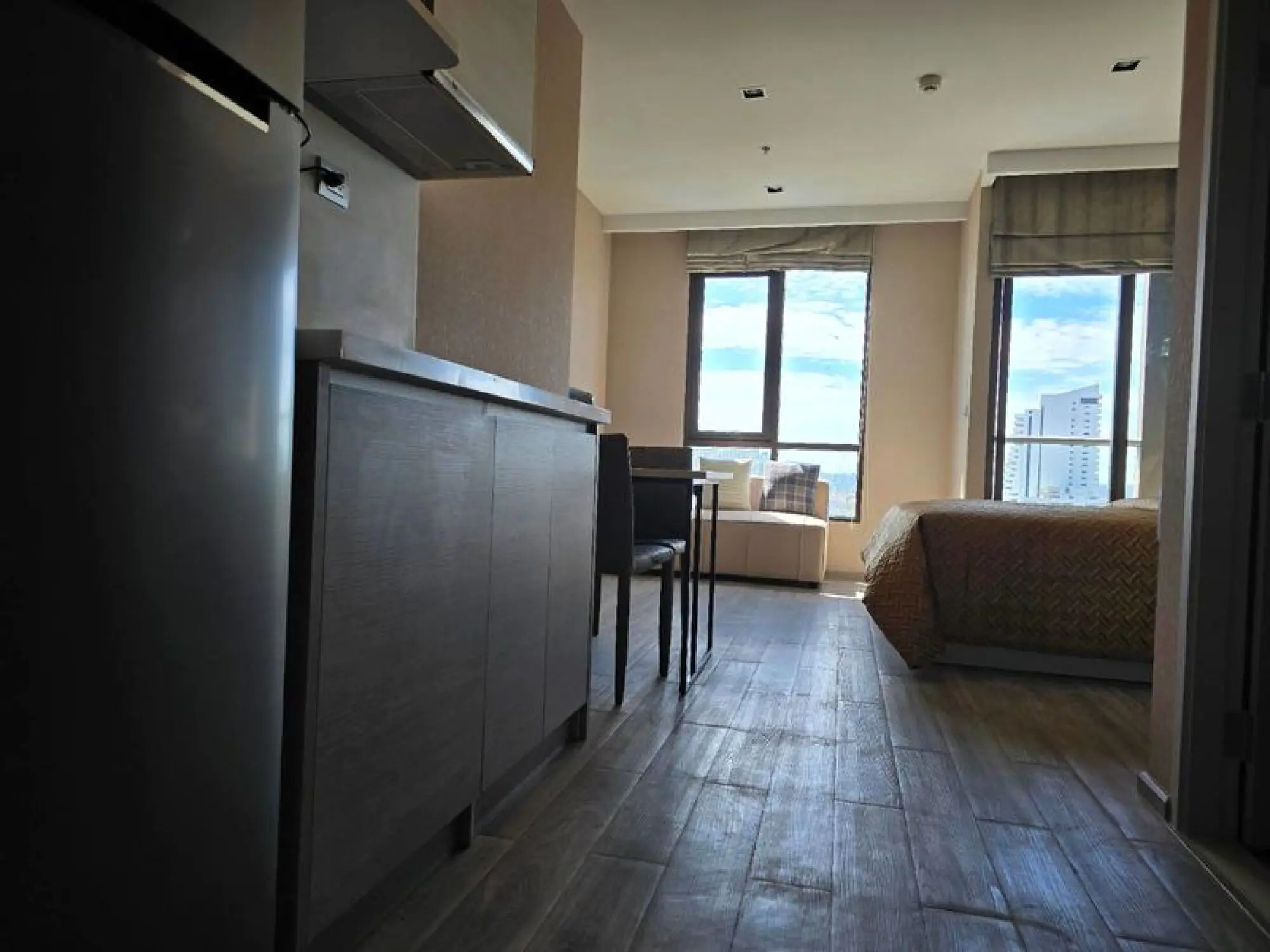 Aeras Studio Sea view, 13th Floor