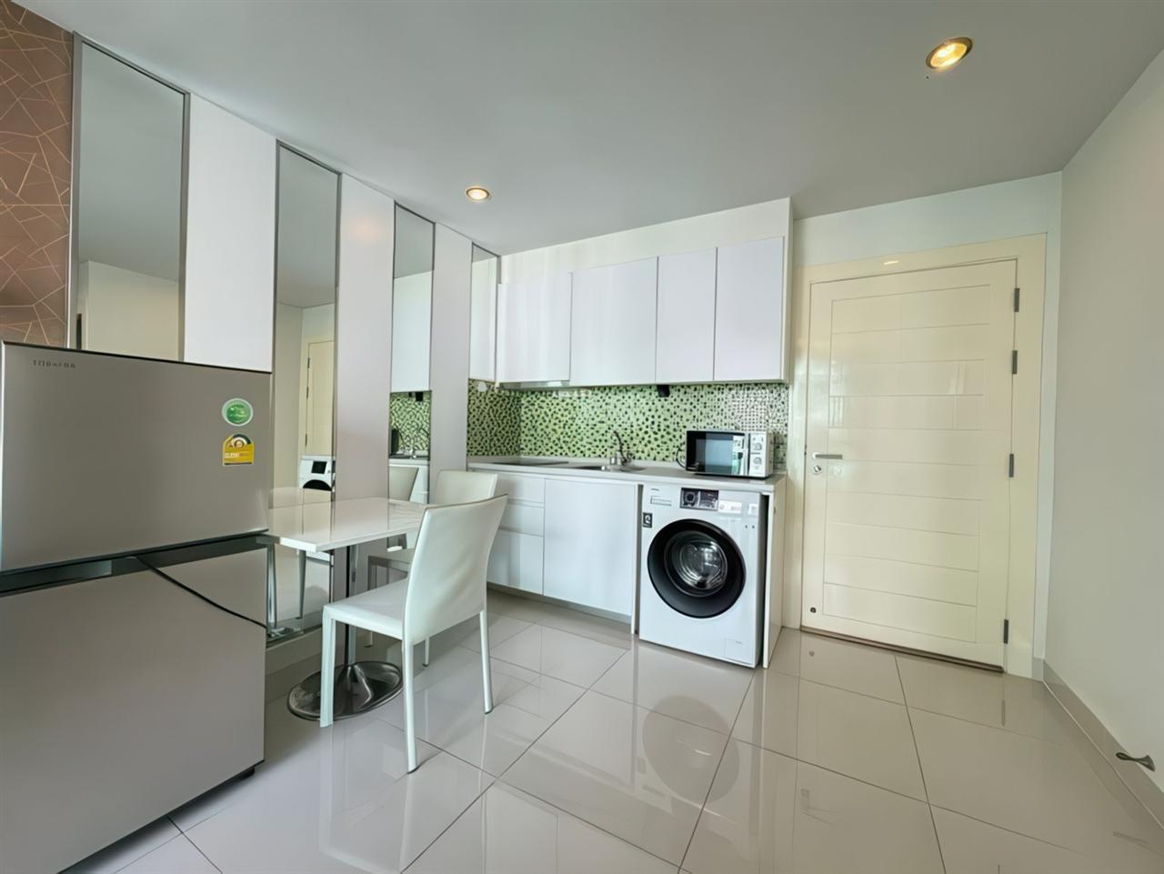 Amazon Residence 1BR Pool view, 6th Floor