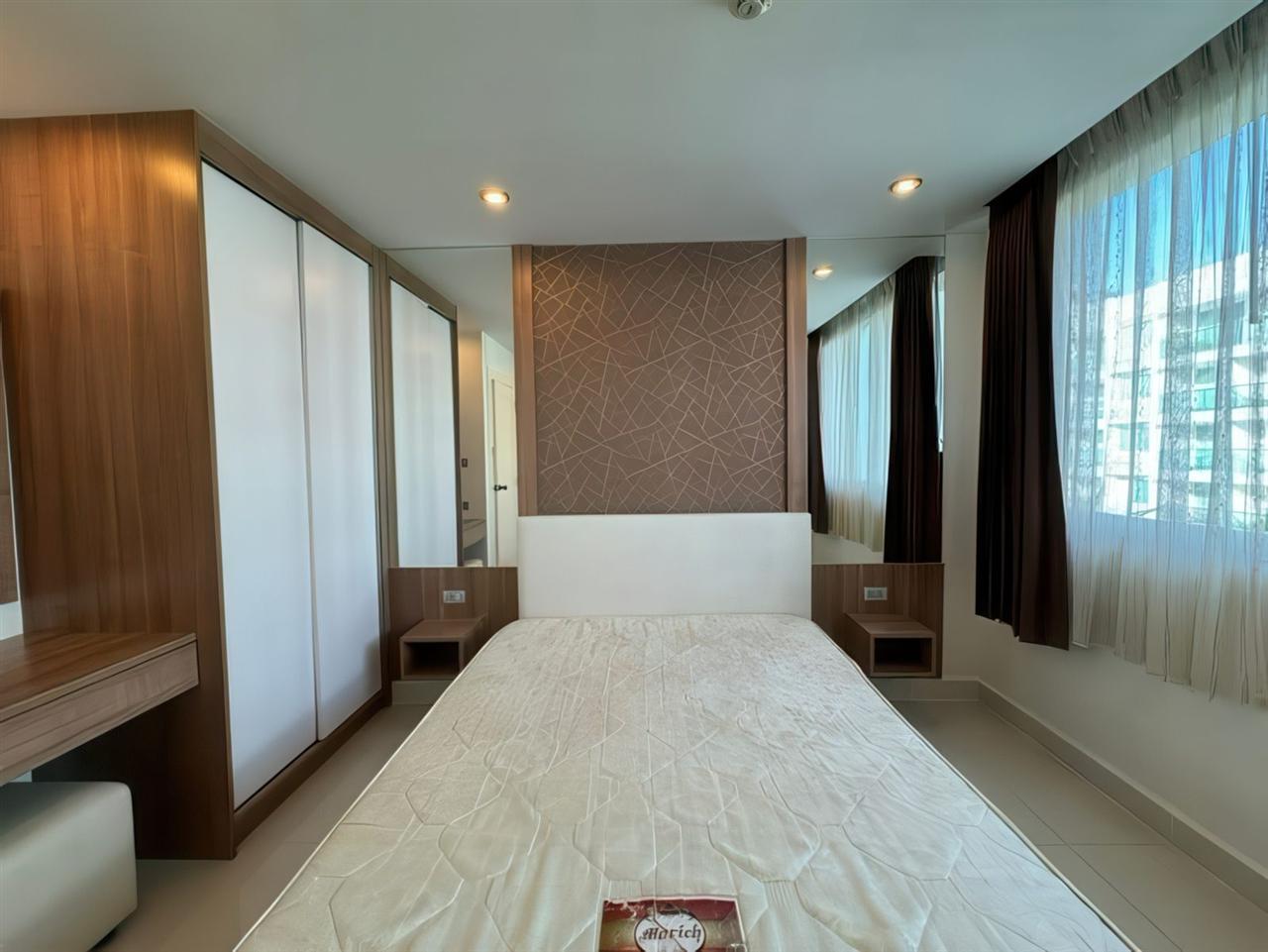 Amazon Residence 1BR Pool view, 6th Floor