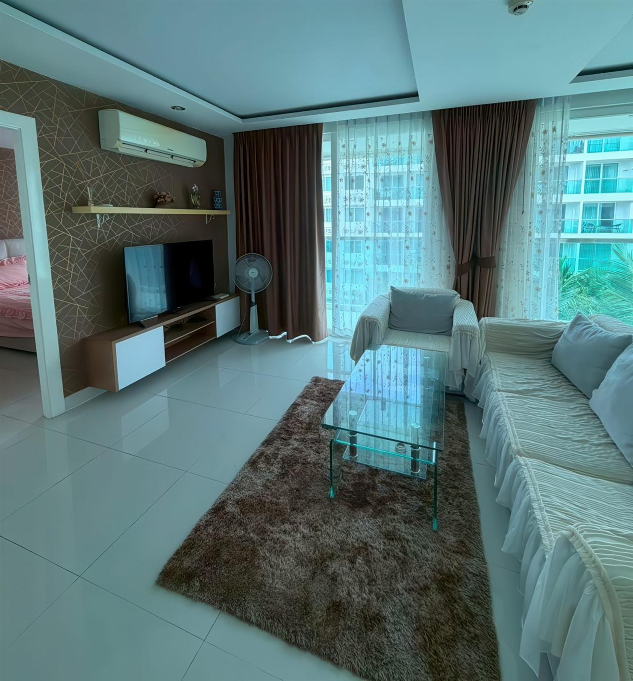Amazon Residence 2BR Pool view, 6th Floor