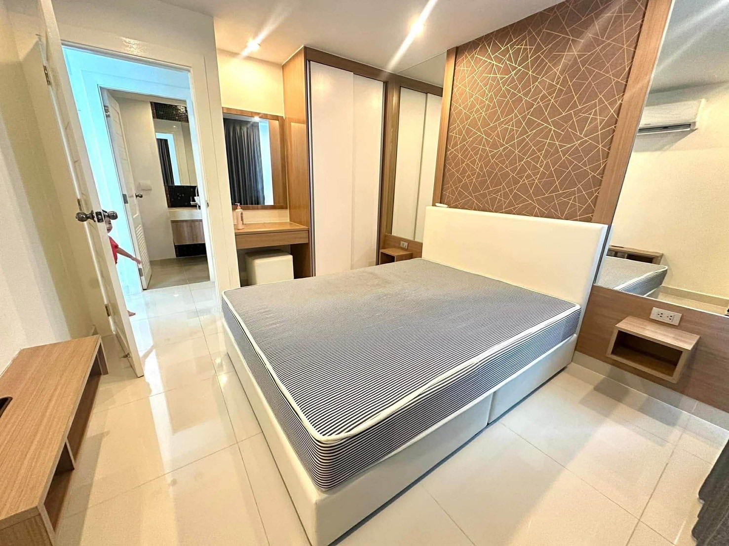 Amazon Residence 1BR, 8th Floor