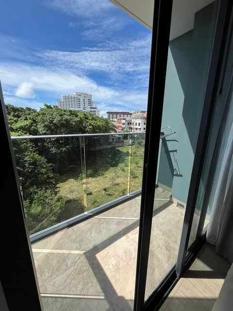 Andromeda 1BR Condo Pratumnak Hill