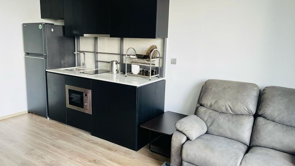 Andromeda Condominium 1BR Sea view, 7th Floor