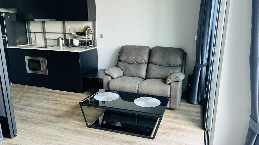 Andromeda Condominium 1BR Sea view, 7th Floor