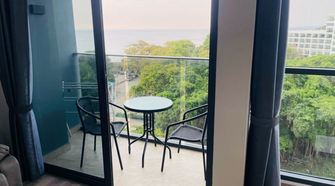 Andromeda Condominium 1BR Sea view, 7th Floor