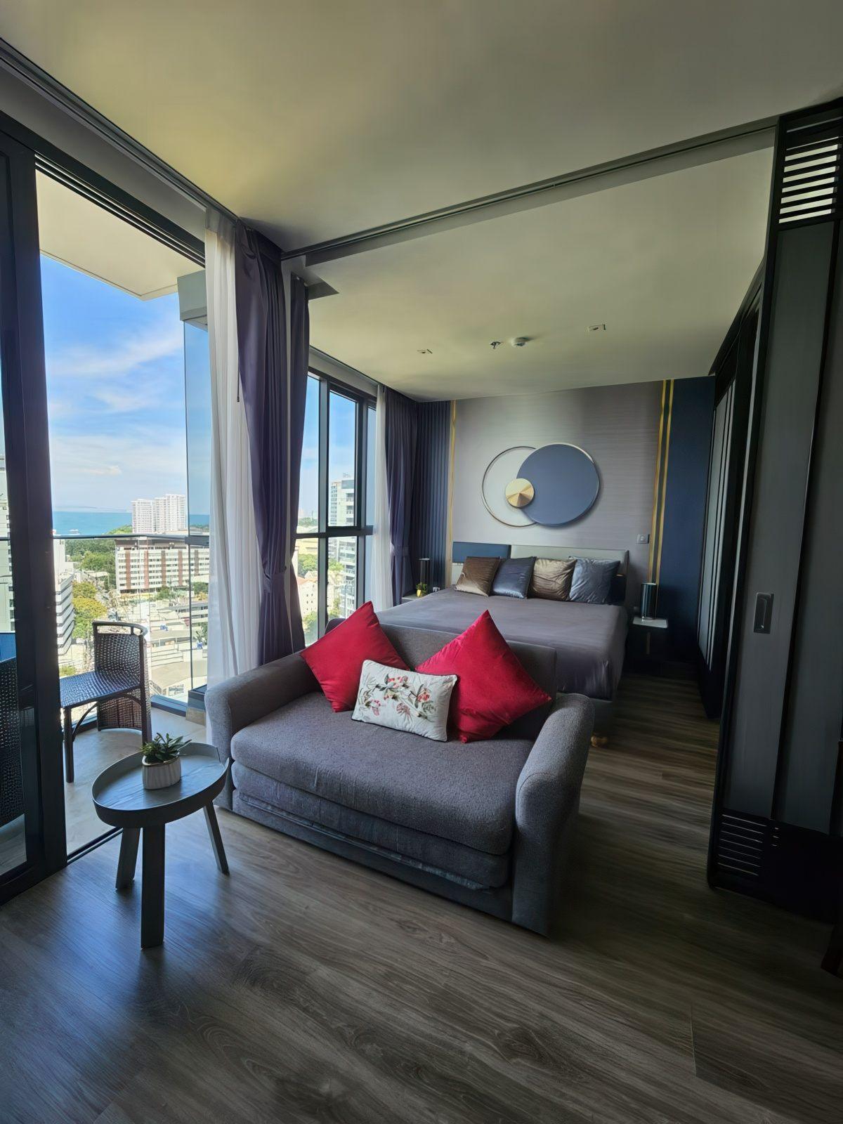 Andromeda Condominium 1BR Sea view, 17th Floor