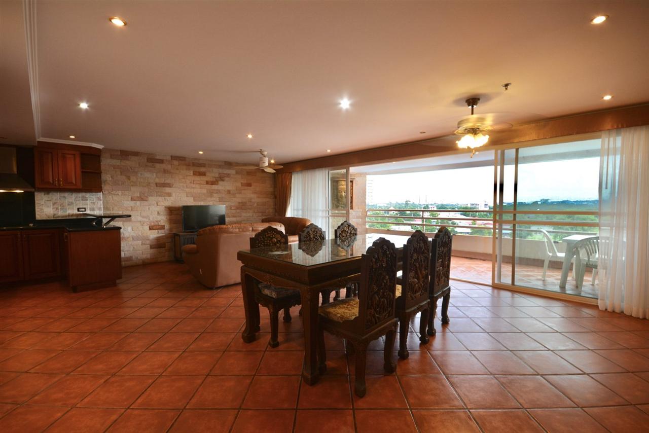 Angket Hip Residence 1BR Pool view, 7th Floor