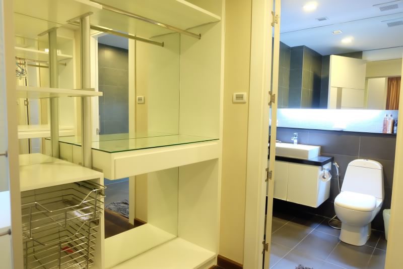 Apus 3BR Pool view, pool access, 1st Floor