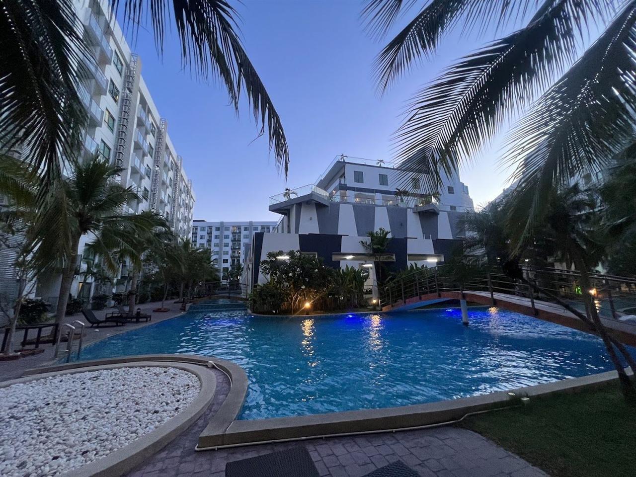 Arcadia Beach Resort