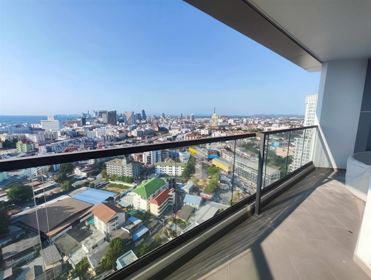 Arcadia Millennium Tower 2BR Sea view, 28th Floor