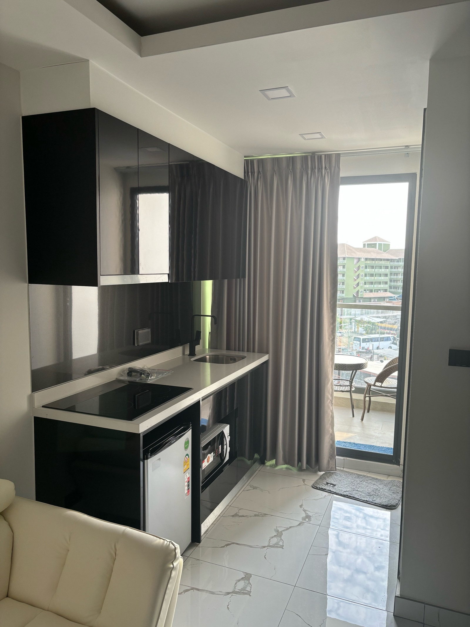 Arcadia Millennium Tower 2BR, 9th Floor