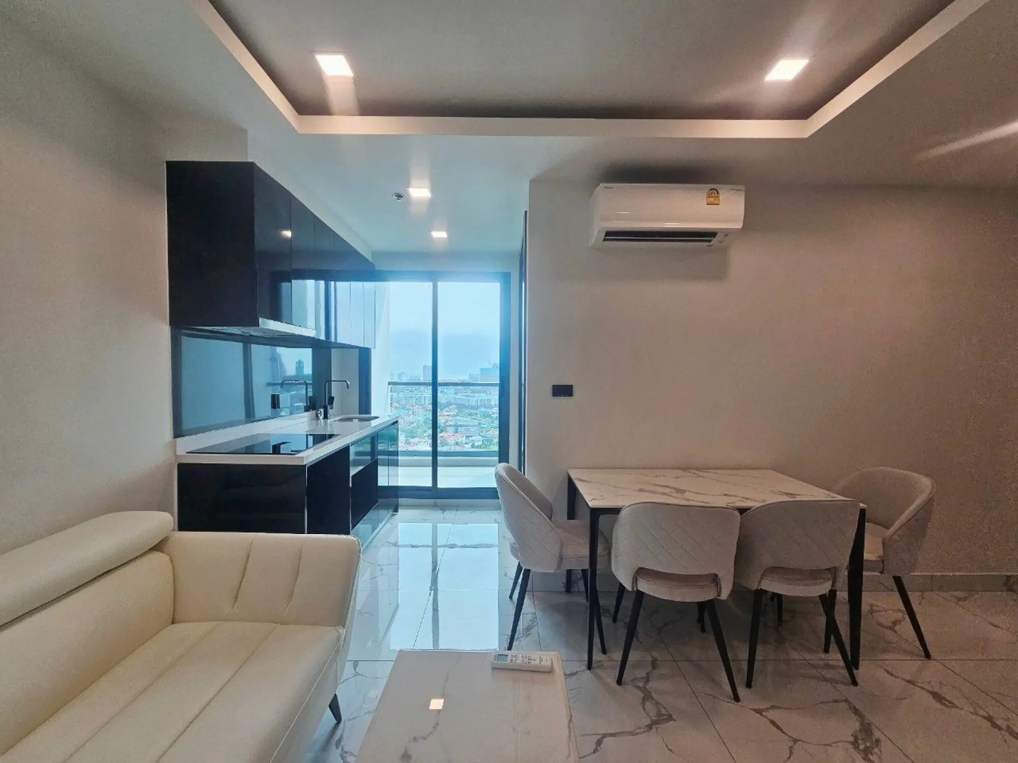 Arcadia Millennium Tower 2BR, 33rd Floor