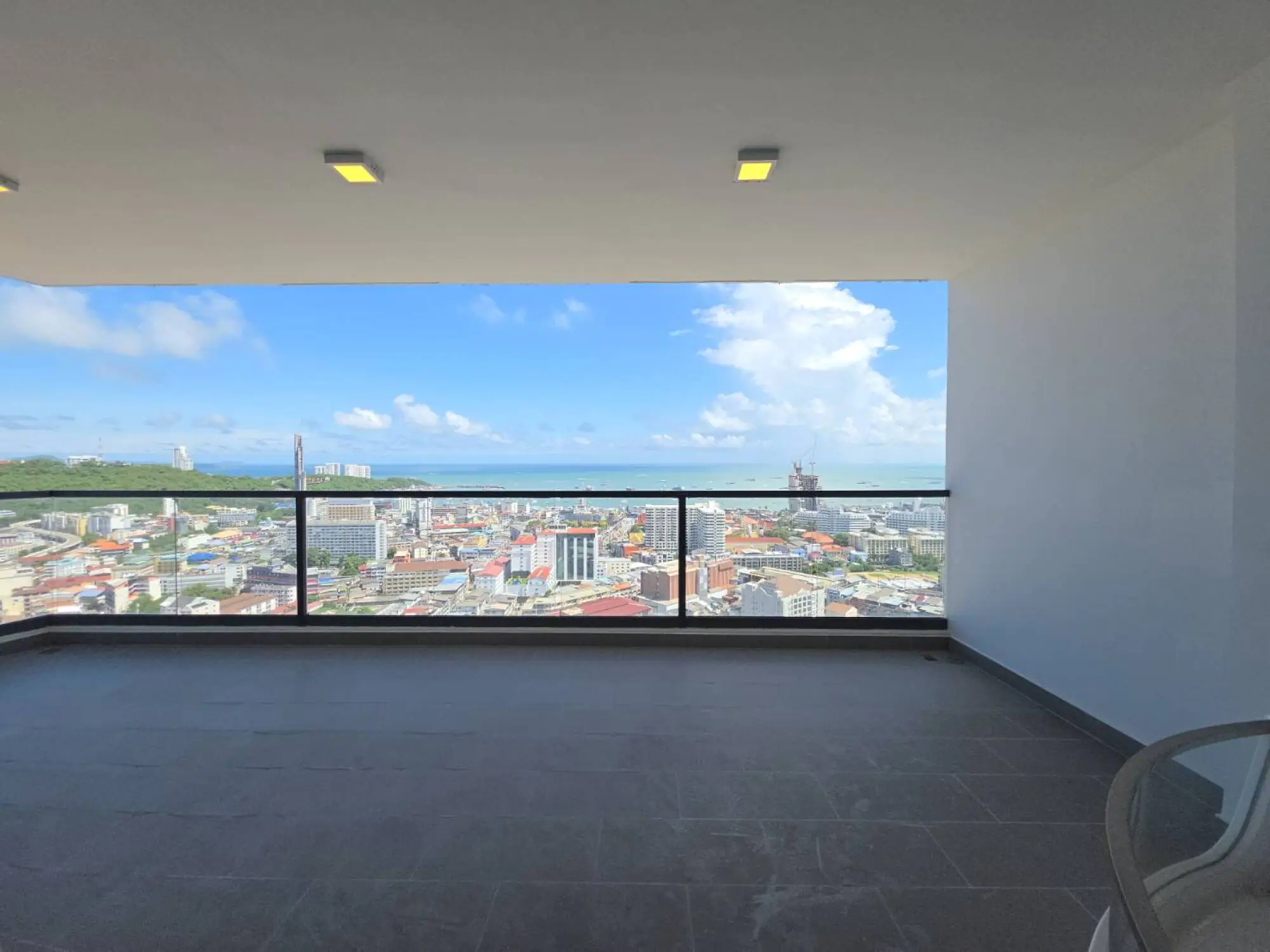 Arcadia Millennium Tower 2BR Sea view, 36th Floor