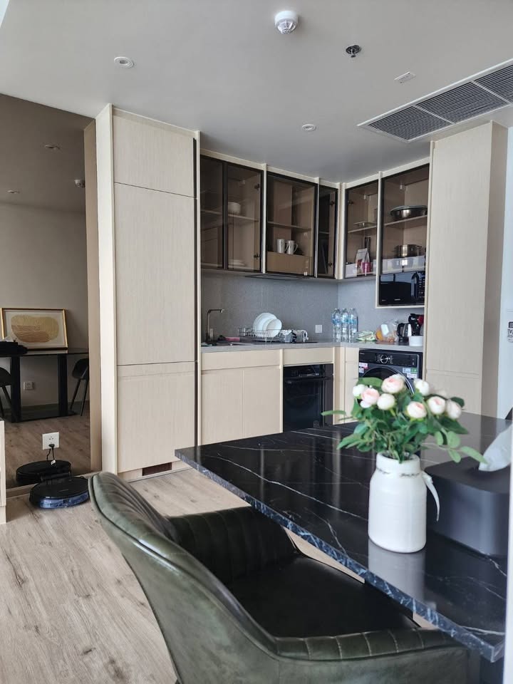 Arom Wongamat 1BR Condo