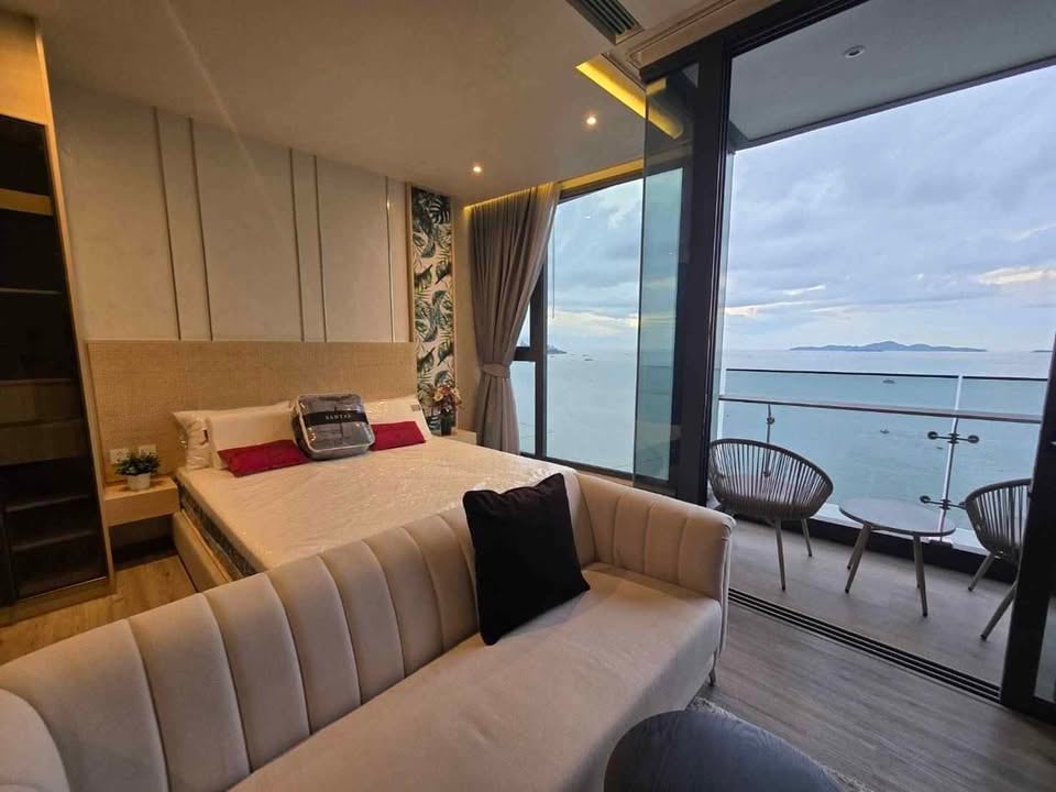 Arom Wongamat 1BR Sea view, 21st Floor