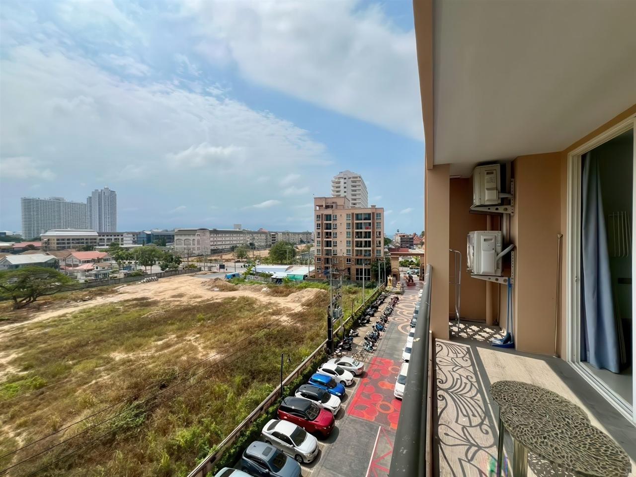 Atlantis Condo Resort 2BR City view, 6th Floor