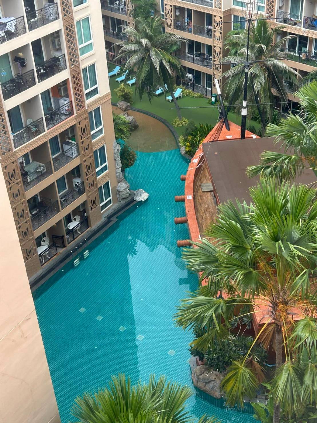 Atlantis Condo Resort 2BR, 3rd Floor