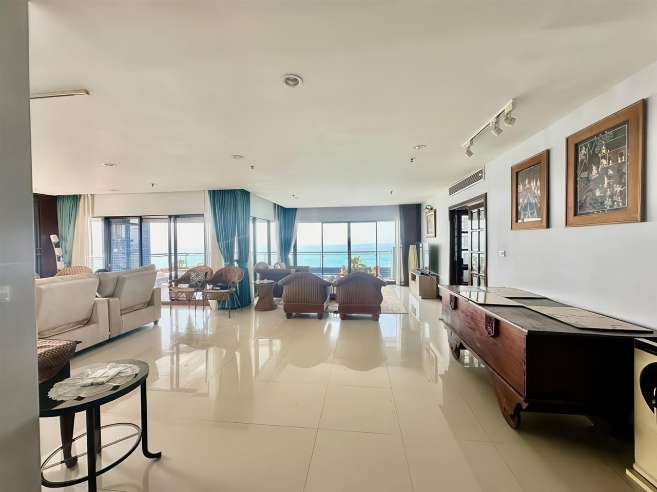 Bann Haad U Thong 2BR Sea view, 21st Floor