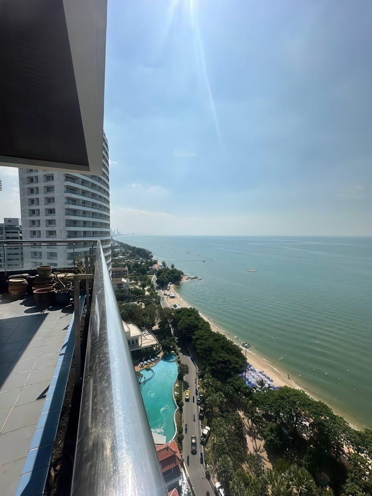 Bann Haad U Thong 2BR Sea view, 21st Floor