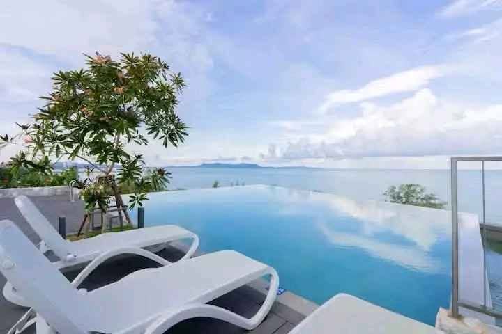 Bayphere Premier Suites