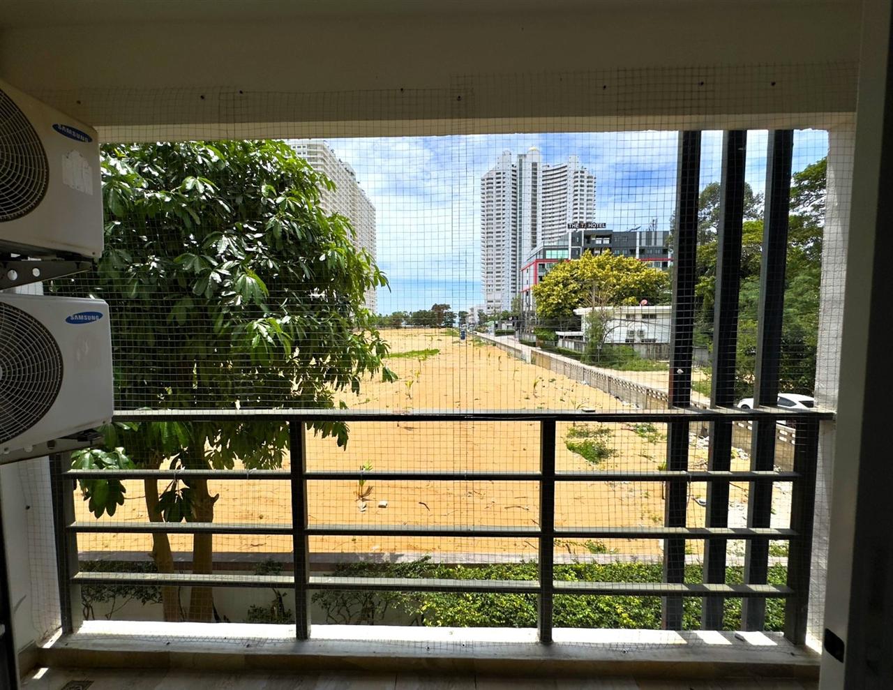 Beach and Mountain 6 1BR Garden View, 2nd Floor