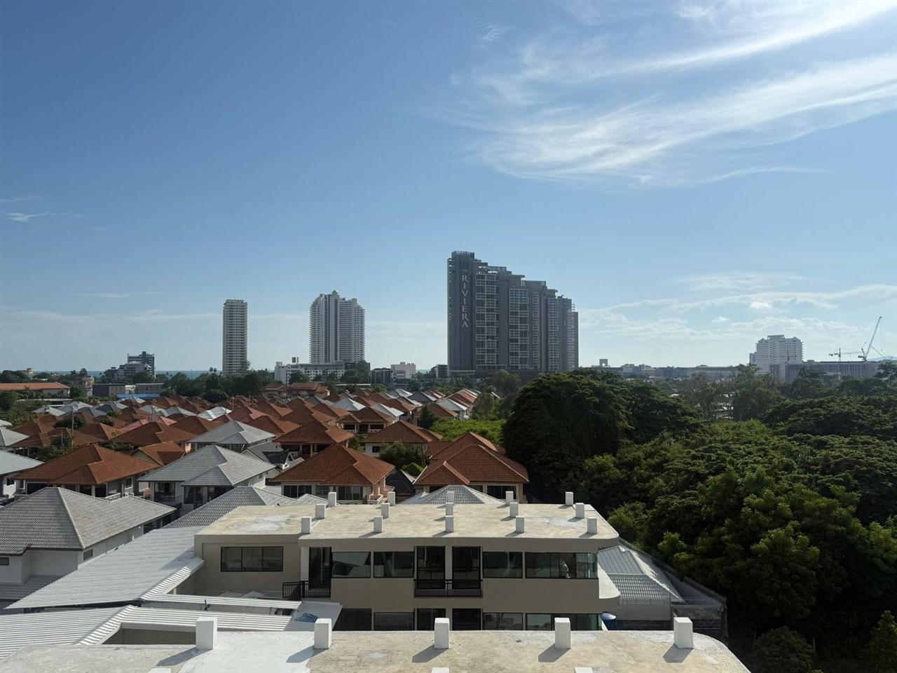 Beach and Mountain 2BR City view, 7th Floor