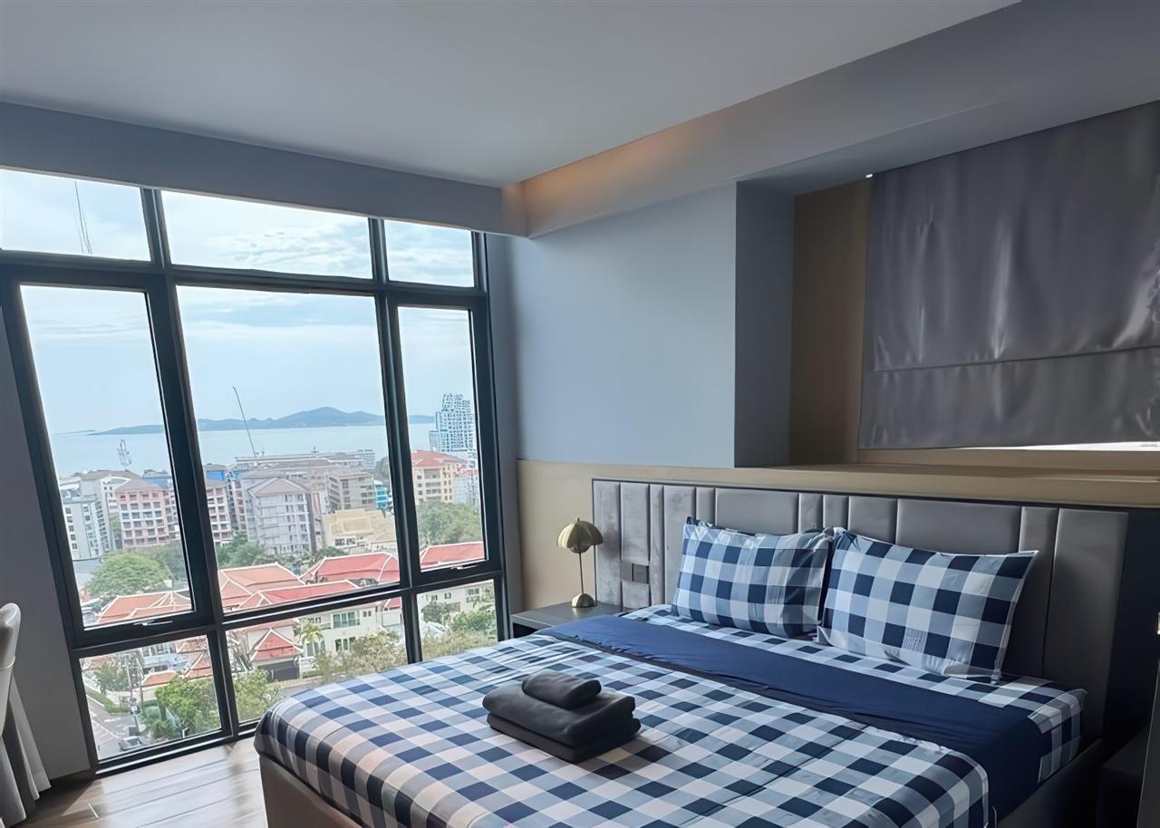 Beverly Mountain Bay 2BR Sea/City, 10th Floor
