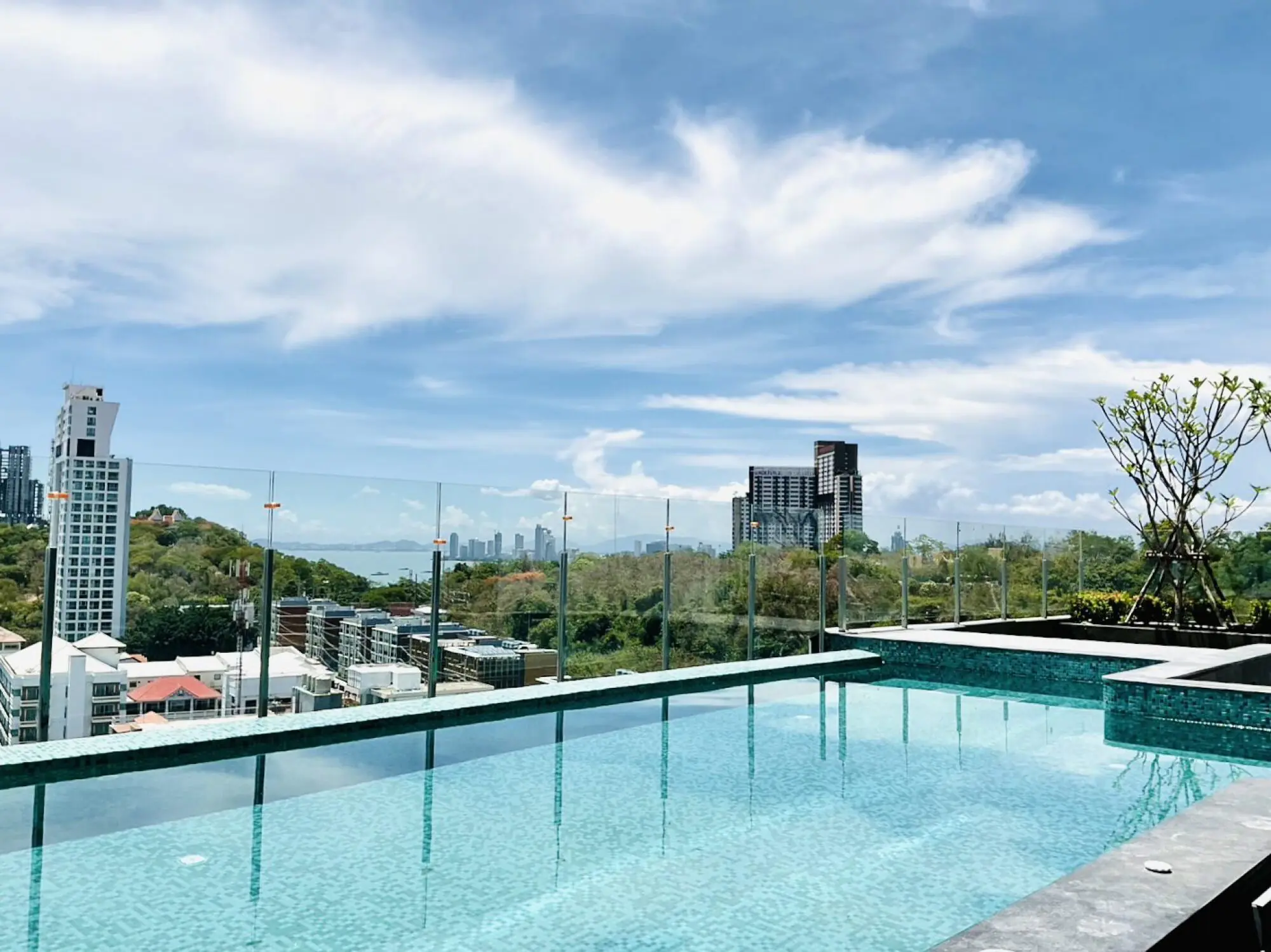 Beverly Mountain Bay Studio, 5th Floor