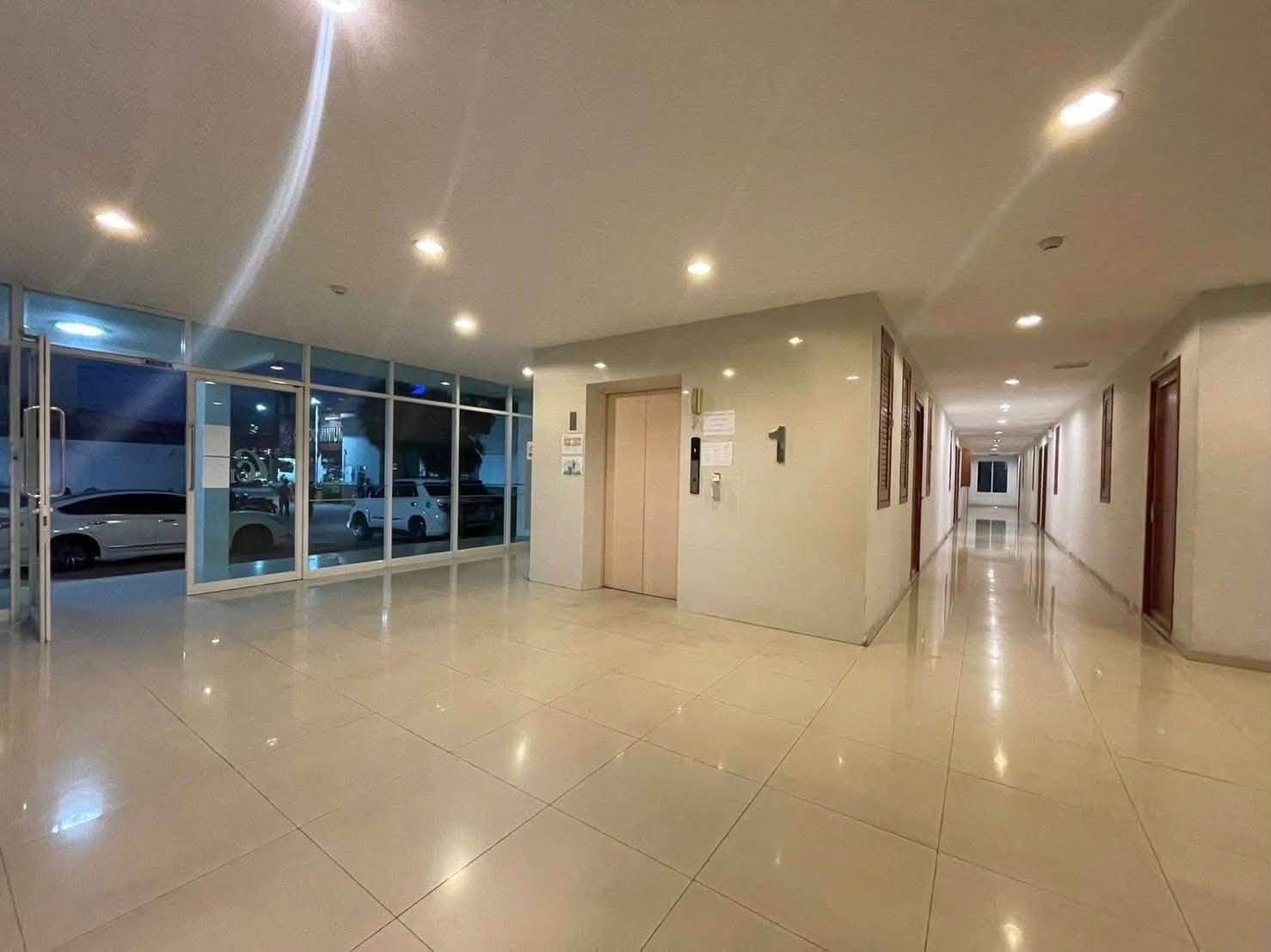 CC Condominium 1