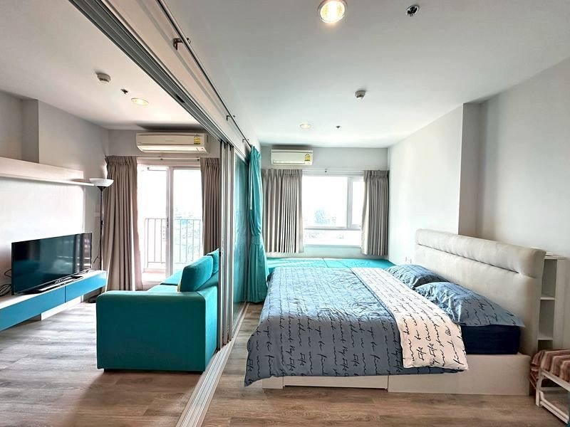 Centric Sea Pattaya 1BR Condo