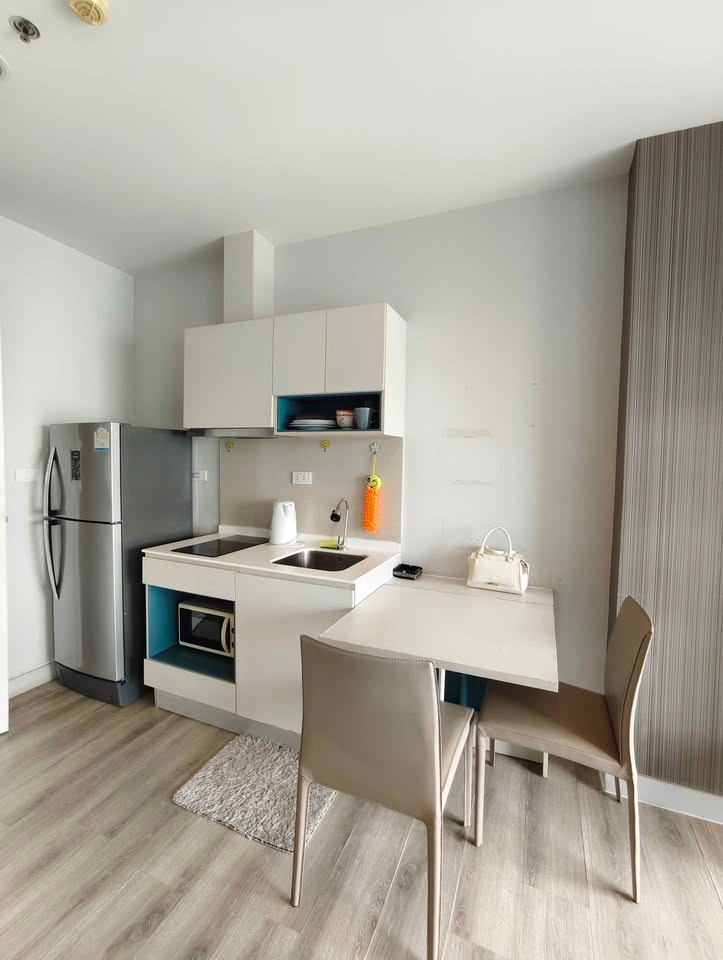 Centric Sea Pattaya 1BR Condo