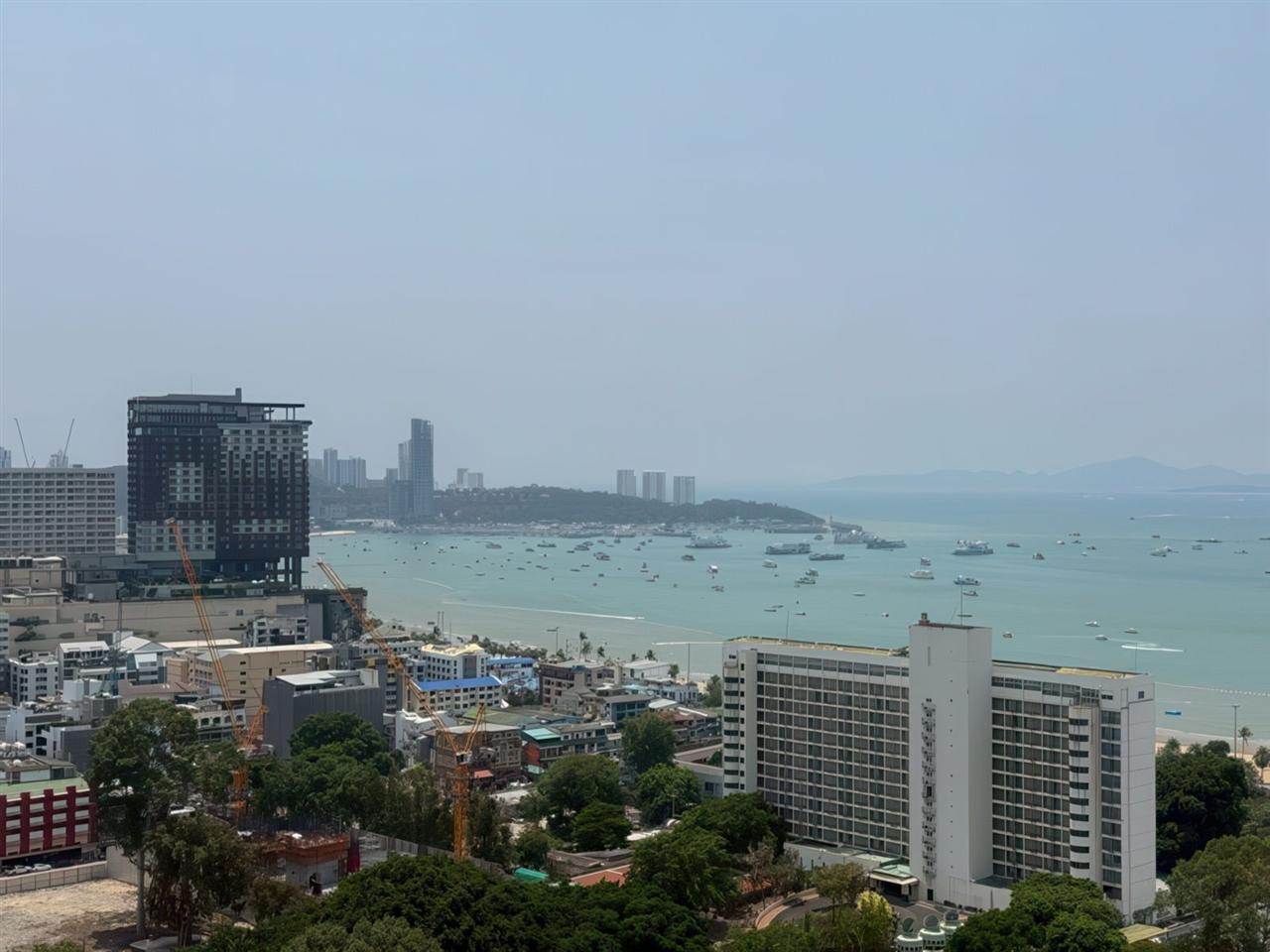 Centric Sea 1BR Sea view, 27th Floor
