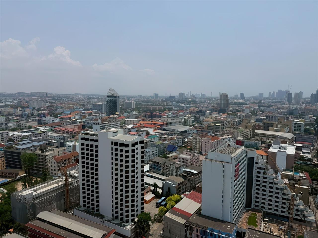 Centric Sea 1BR Sea view, 27th Floor