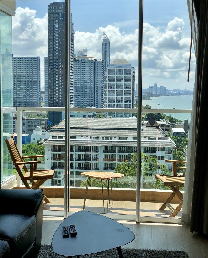 Cetus Beachfront Condominium 1BR Sea view, 13th Floor