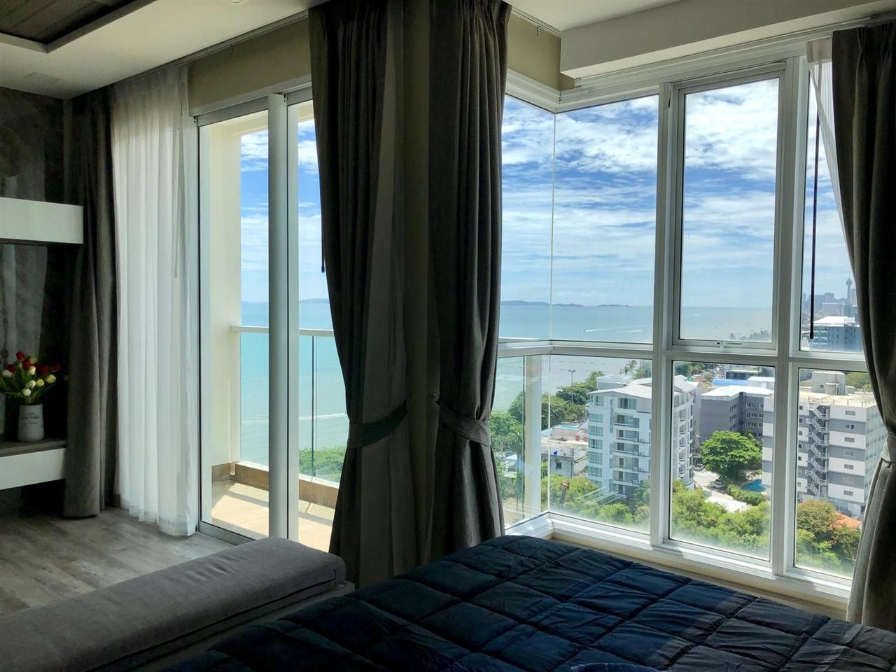 Cetus Beachfront Condominium 3BR Sea view, 15th Floor