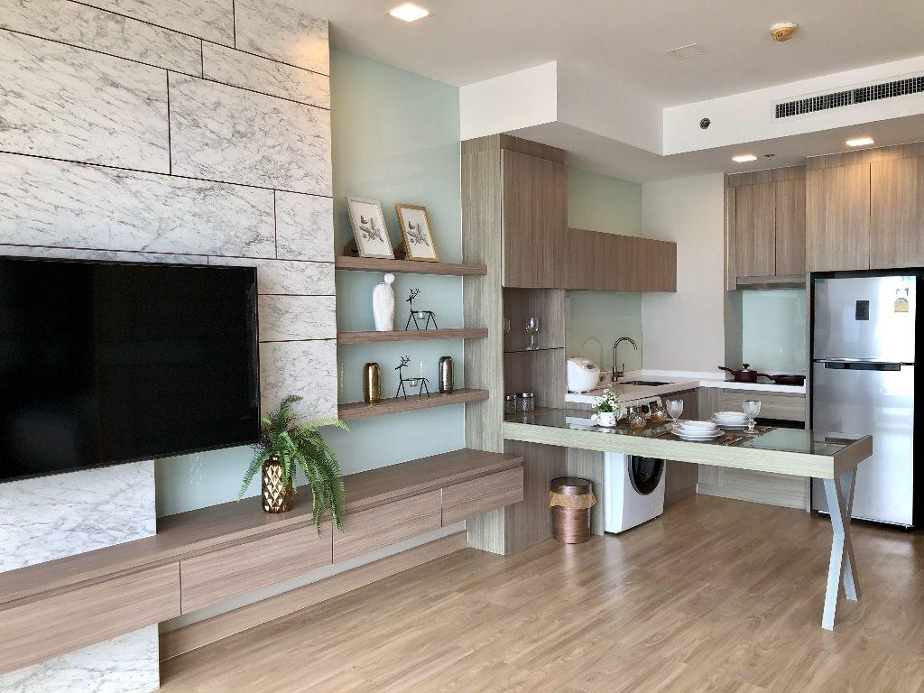 Cetus Beachfront Condominium 1BR Sea view, 15th Floor