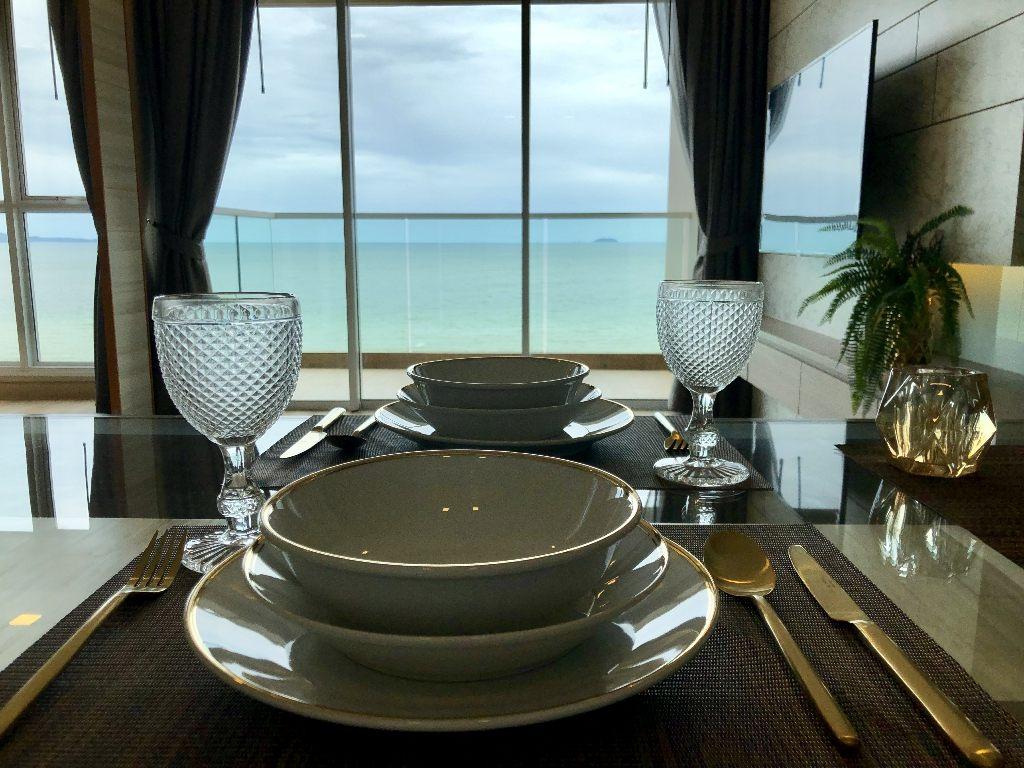 Cetus Beachfront Condominium 1BR Sea view, 15th Floor