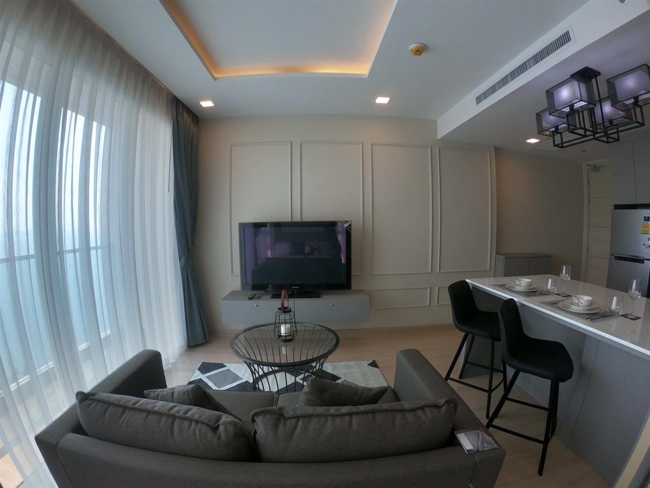 Cetus Beachfront Condominium 1BR Sea view, 24th Floor