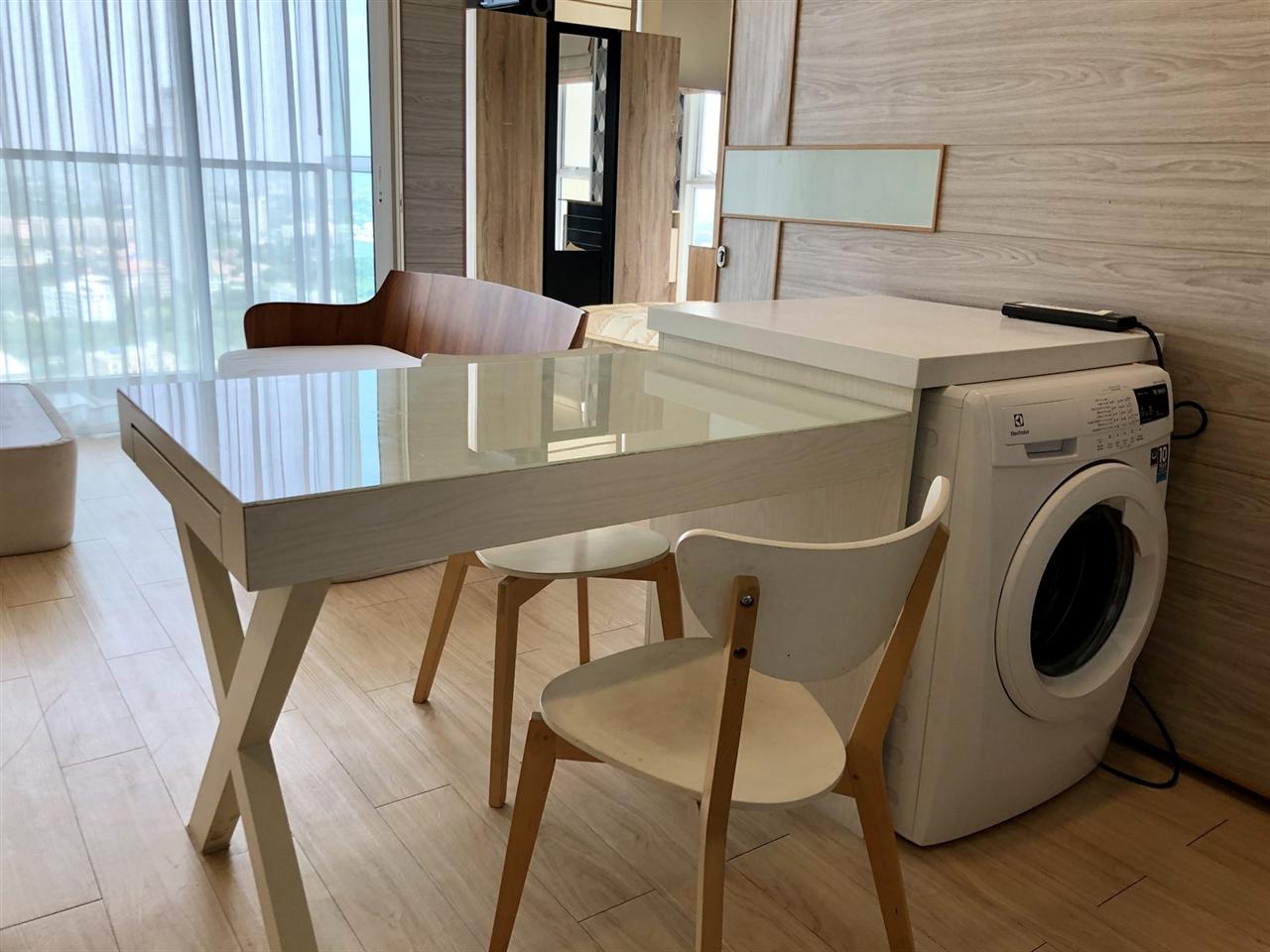 Cetus Beachfront Condominium 1BR Sea view, 31st Floor