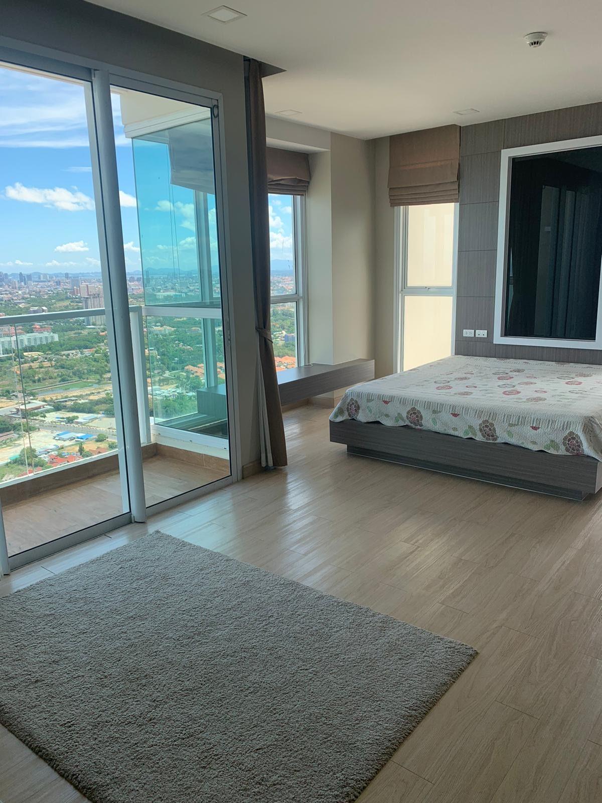 Cetus Beachfront Condominium 2BR Sea view, 48th Floor