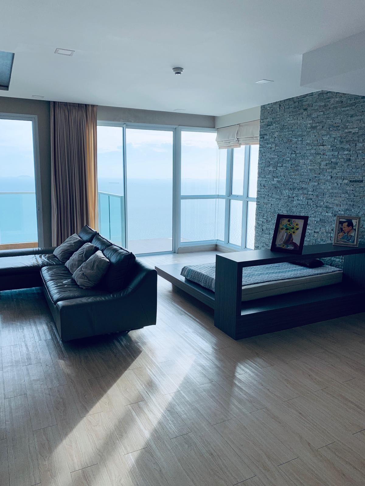 Cetus Beachfront Condominium 2BR Sea view, 48th Floor