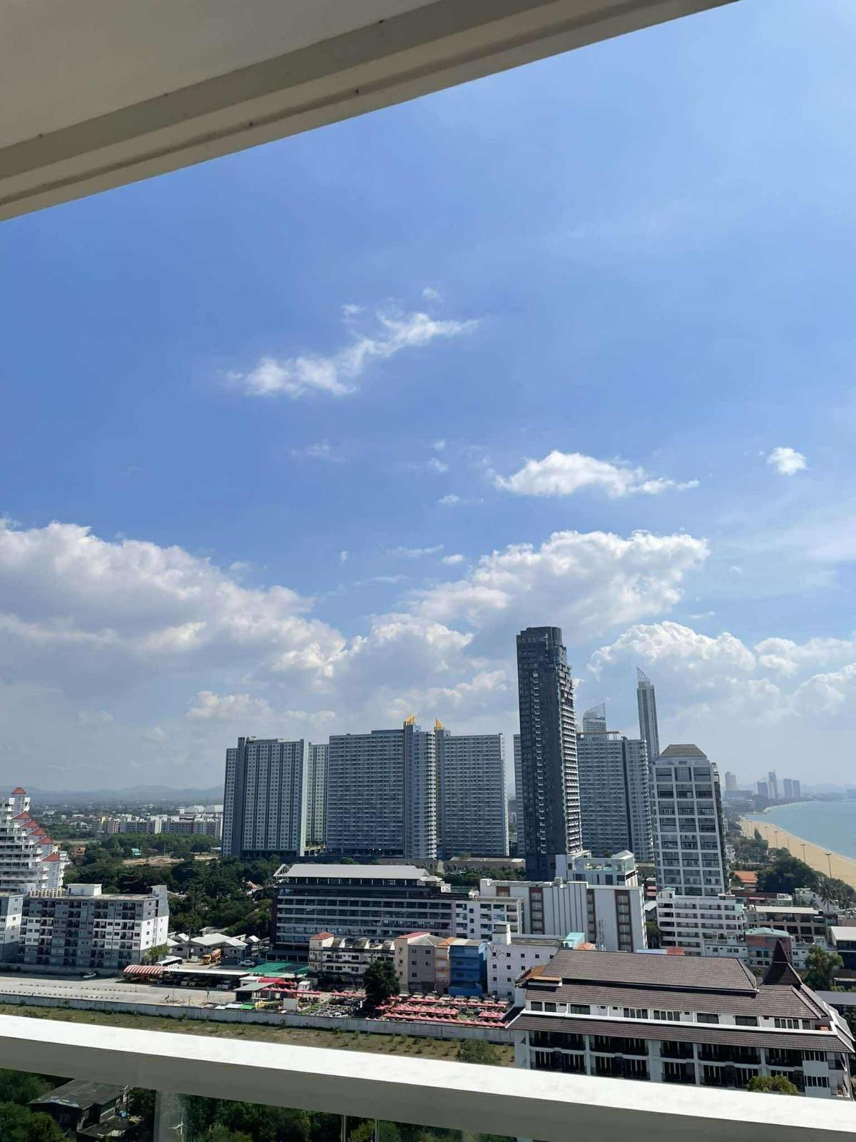 Cetus Beachfront Condominium 1BR Sea view, 17th Floor
