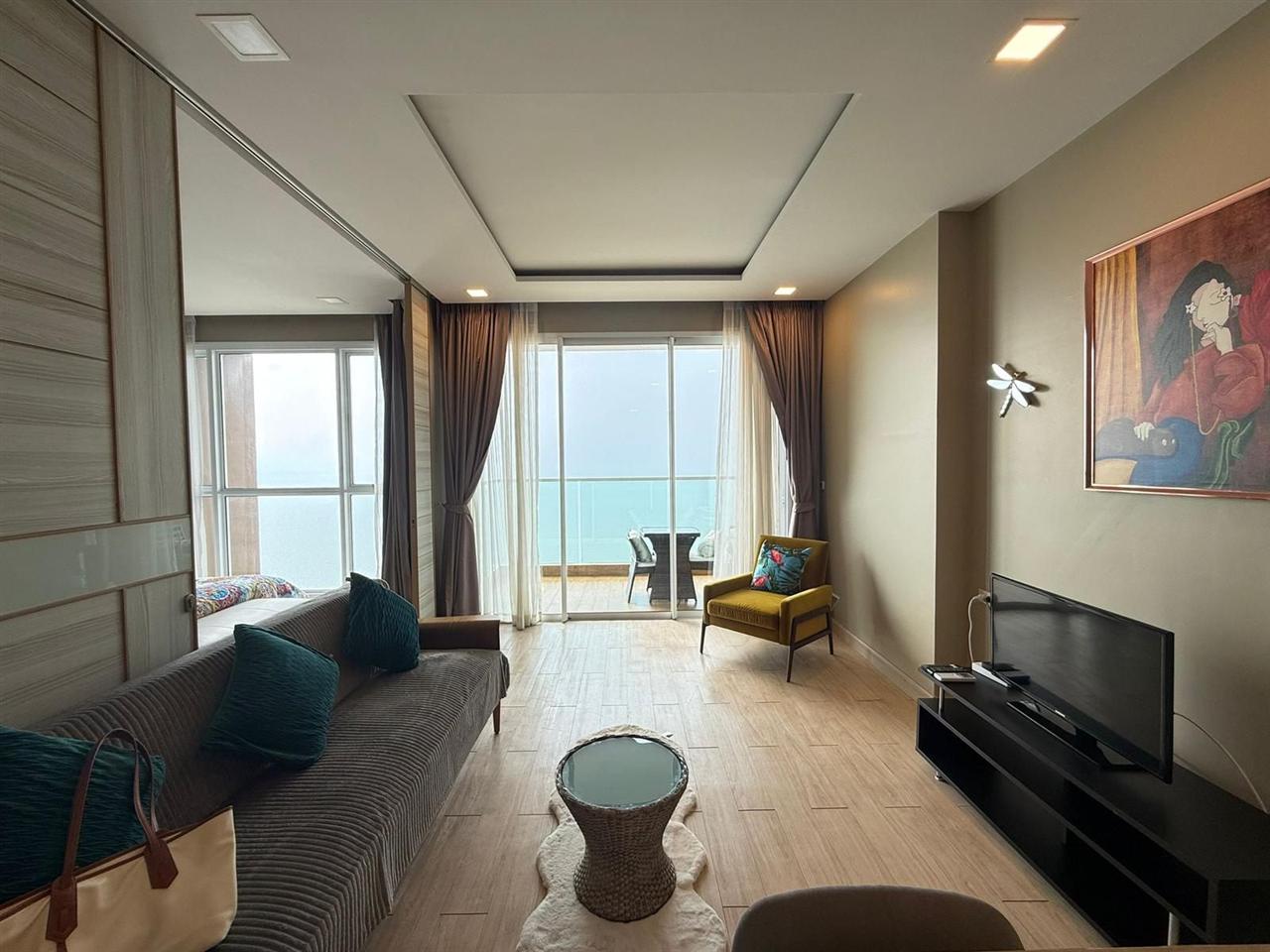 Cetus Beachfront Condominium 1BR Sea view, 36th Floor