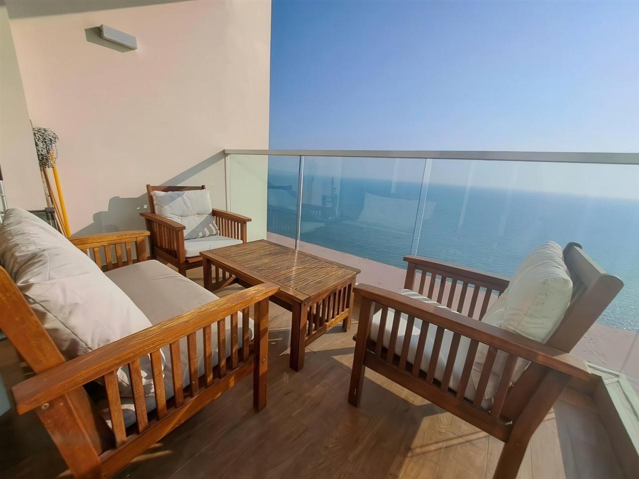 Cetus Beachfront Condominium 1BR Sea view, 34th Floor